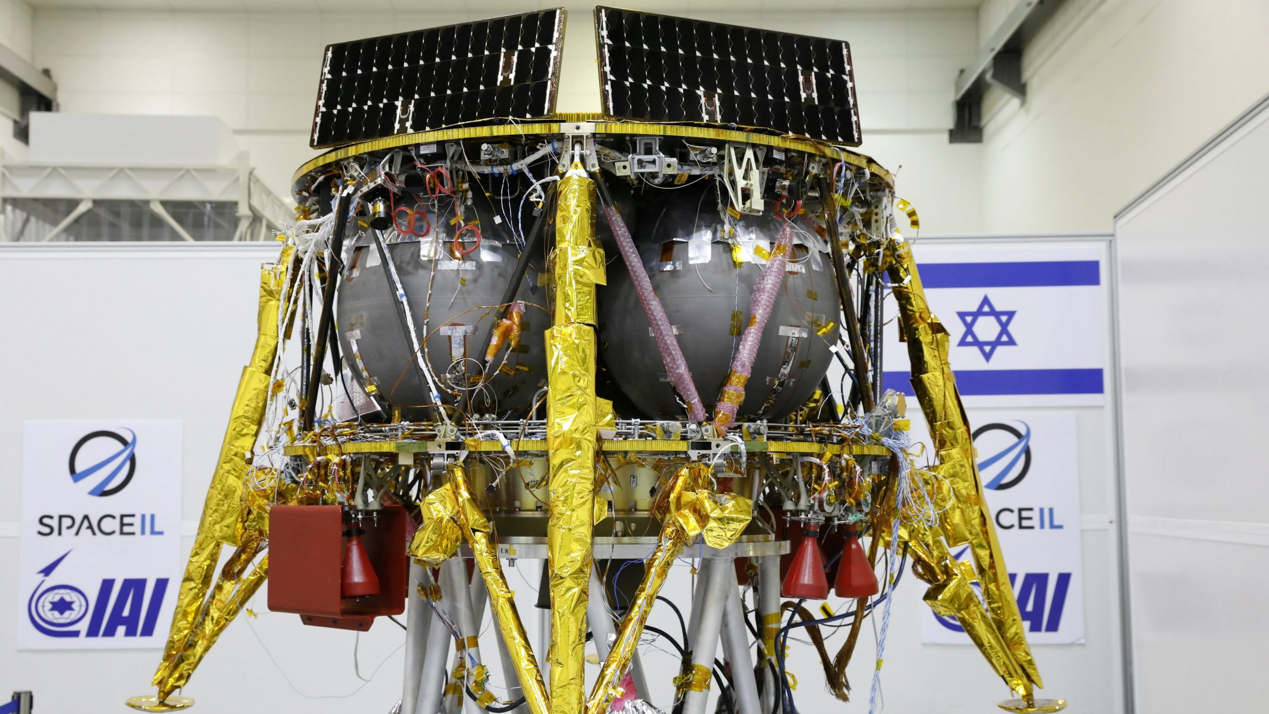 Prva izraelska svemirska letelica poletela ka Mesecu, sleće u aprilu 1