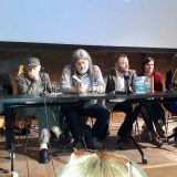 Roman bez viška, pankerski ogoljen 4