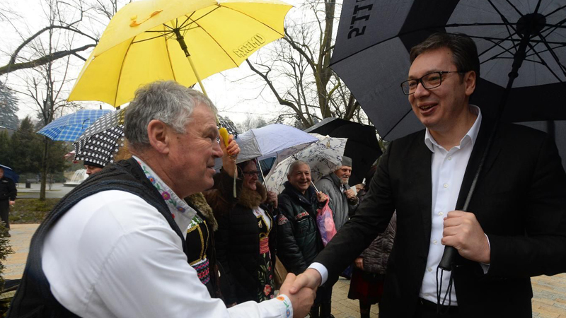 Vučić: Navikao sam da me falsifikuju 1