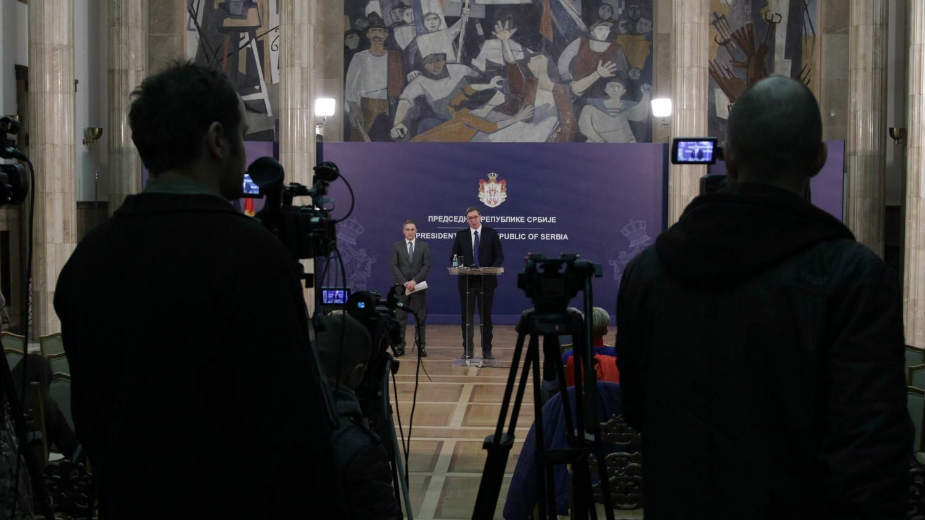 Vučićeva rečenica o priznanju Kosova - greška u prevodu ili tumačenju 1