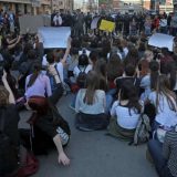 Filološka gimnazija sutra u jednodnevnoj blokadi u znak podrške Petoj beogradskoj gimnaziji 7