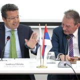 Sudovi zatvoreni, mediji tabloidni 12