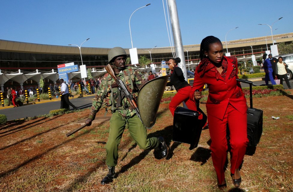 Policija tera radnike Kenija ervejsa