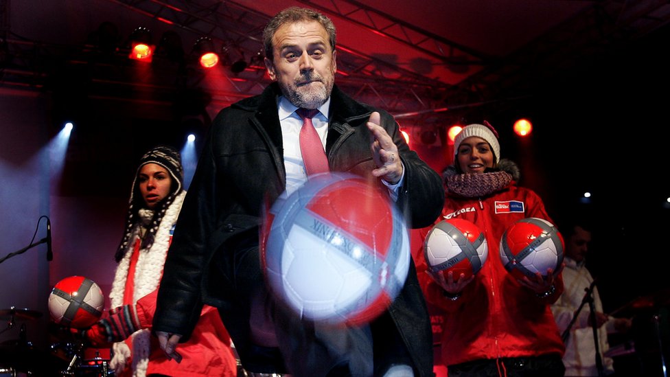 Milan Bandić: Dobija li gradonačelnik Zagreba počasni doktorat? 2 Zagreb, 18. decembar 2009.