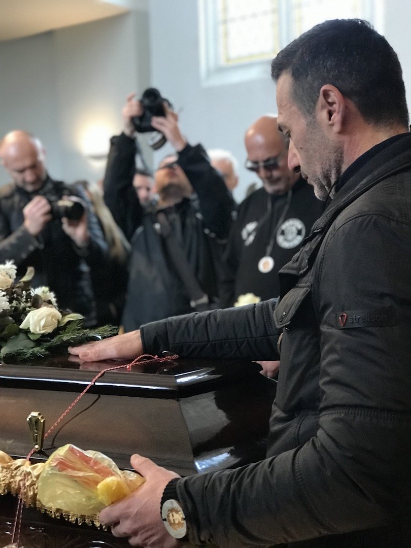 Banja Luka: „Pravda za Davida" - protesti koji su promenili grad 3 Davor Dragičević tokom druge sahrane Davida Dragičevića u Beču