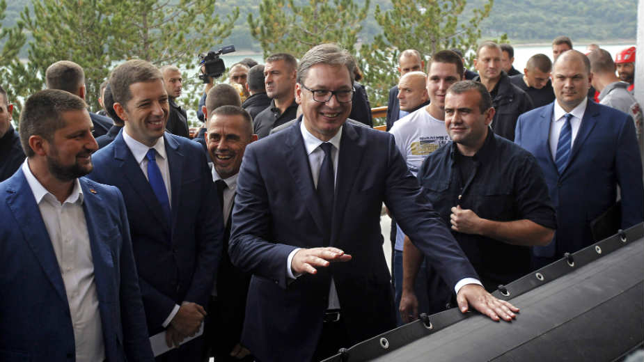 Kosovske takse - Vučić pomešao prihode države sa prihodima preduzeća 1
