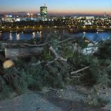 Gondola na Kalemegdanu i dalje deo političke predizborne kampanje 11