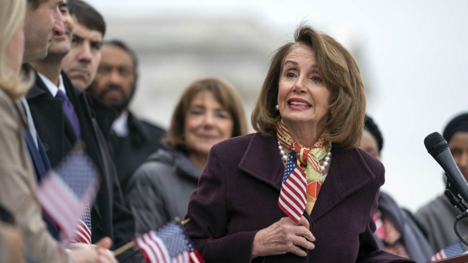 Pelosi: Tramp nije vredan opoziva 1