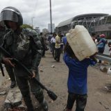 Amerika povlači diplomate iz Venecuele 9