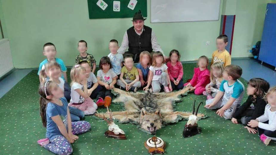 Vegani i ekolozi osudili čas sa prepariranom životinjom 1 Vegani i ekolozi osudili čas sa prepariranom životinjom 1