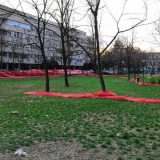 Teren za boćanje na jedinoj preostaloj zelenoj površini 2