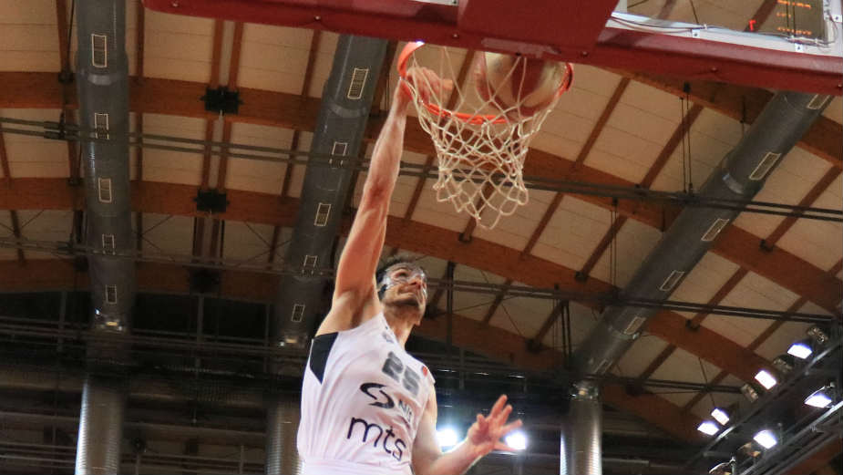 Partizan veruje u Megu 1