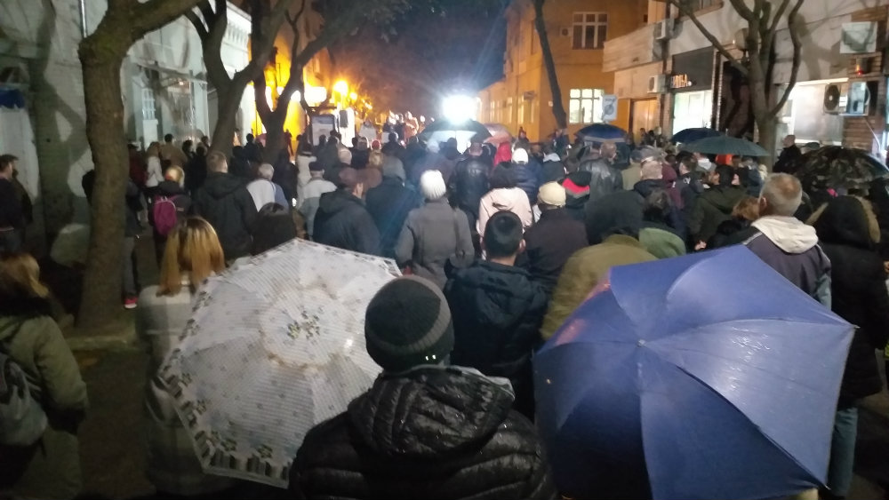 Protesti "1 od 5 miliona" održani u više od 25 gradova širom Srbije (FOTO, VIDEO) 7