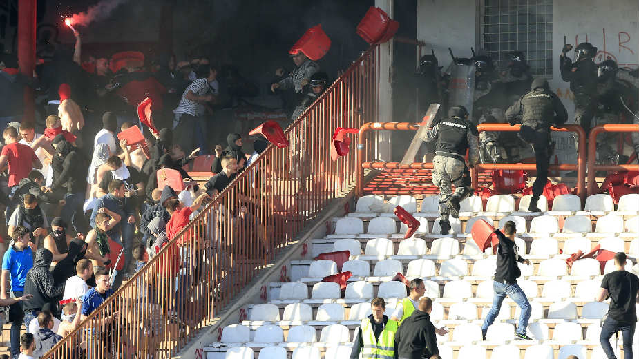 Huliganski turizam cveta u Beogradu 1