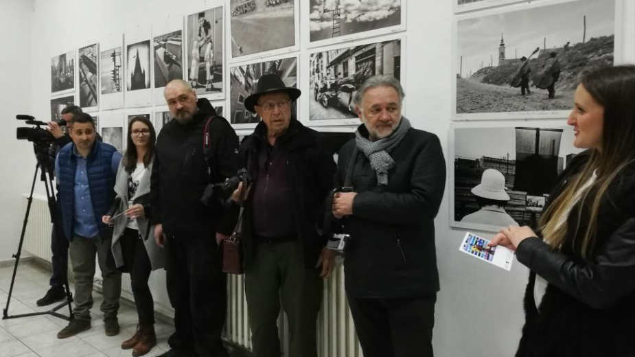 Doprinos demetropolizaciji 1