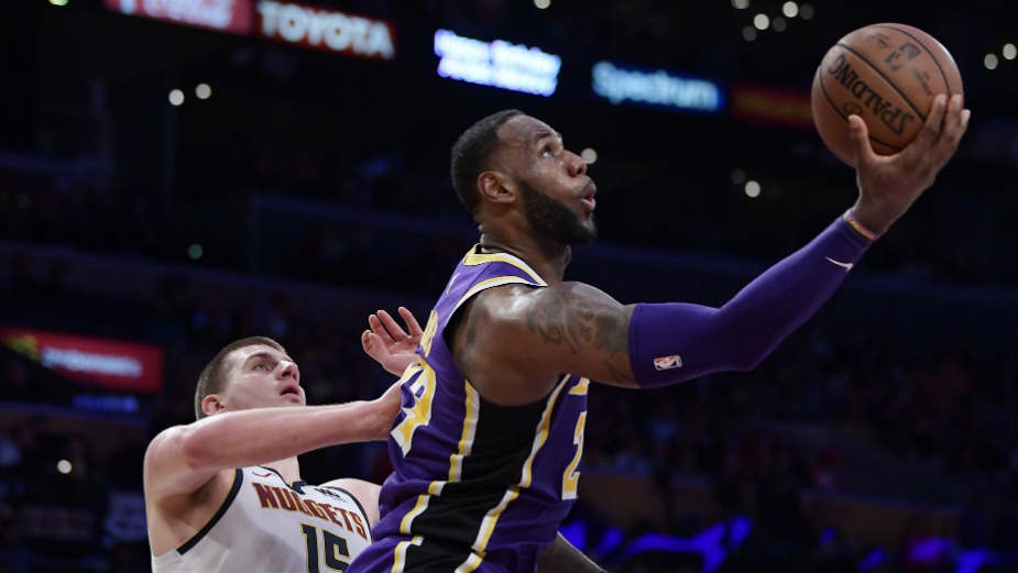 Lebron hteo da se izvini Stjuartu 1