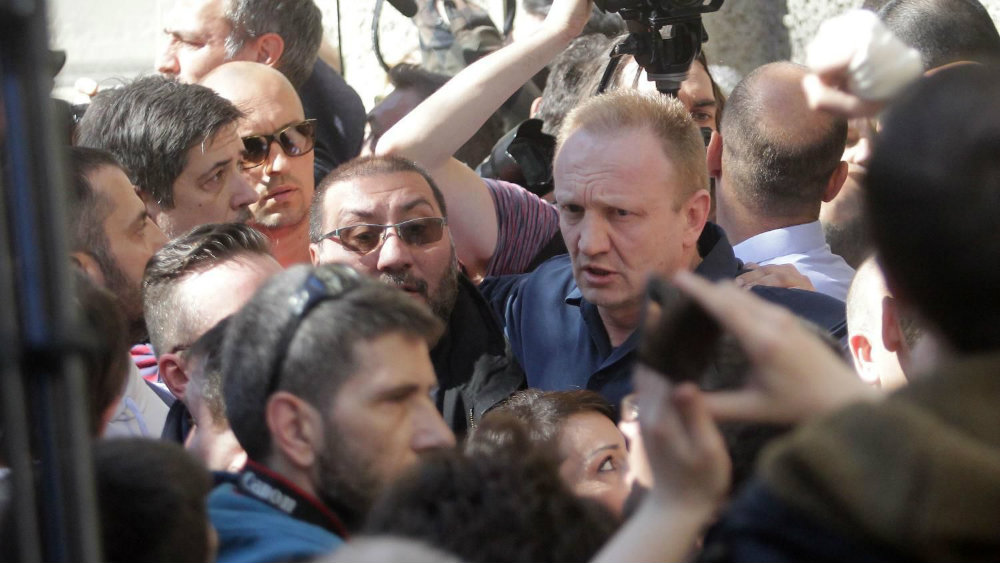 Protest završen, Obradović dao rok policiji da oslobodi uhapšene (VIDEO)(FOTO) 19