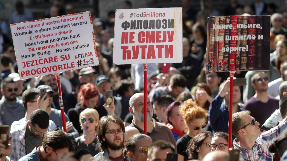 Protest završen, Obradović dao rok policiji da oslobodi uhapšene (VIDEO)(FOTO) 17