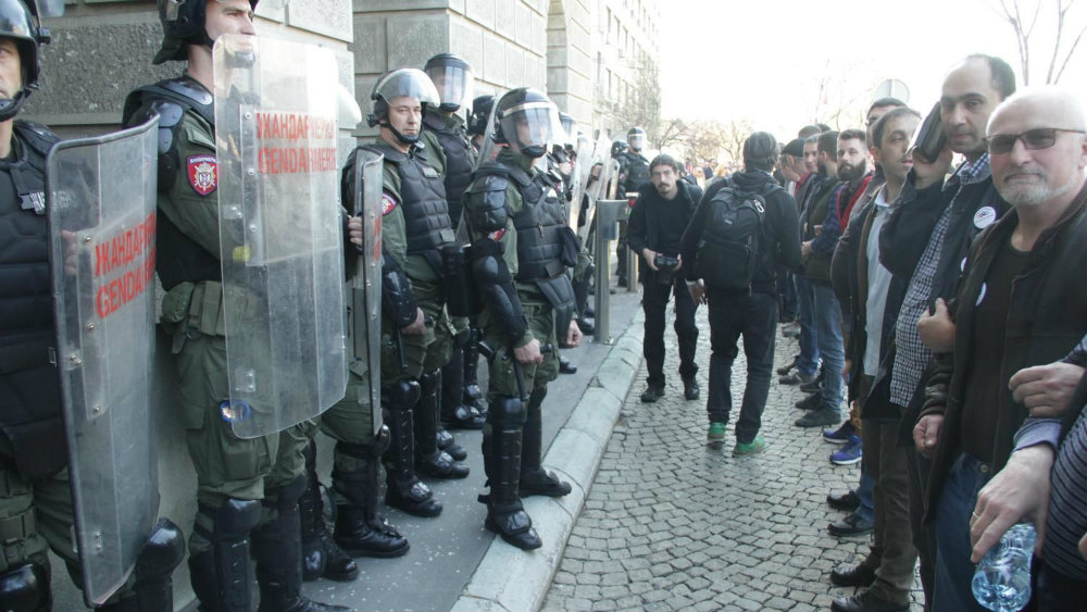 Protest završen, Obradović dao rok policiji da oslobodi uhapšene (VIDEO)(FOTO) 33