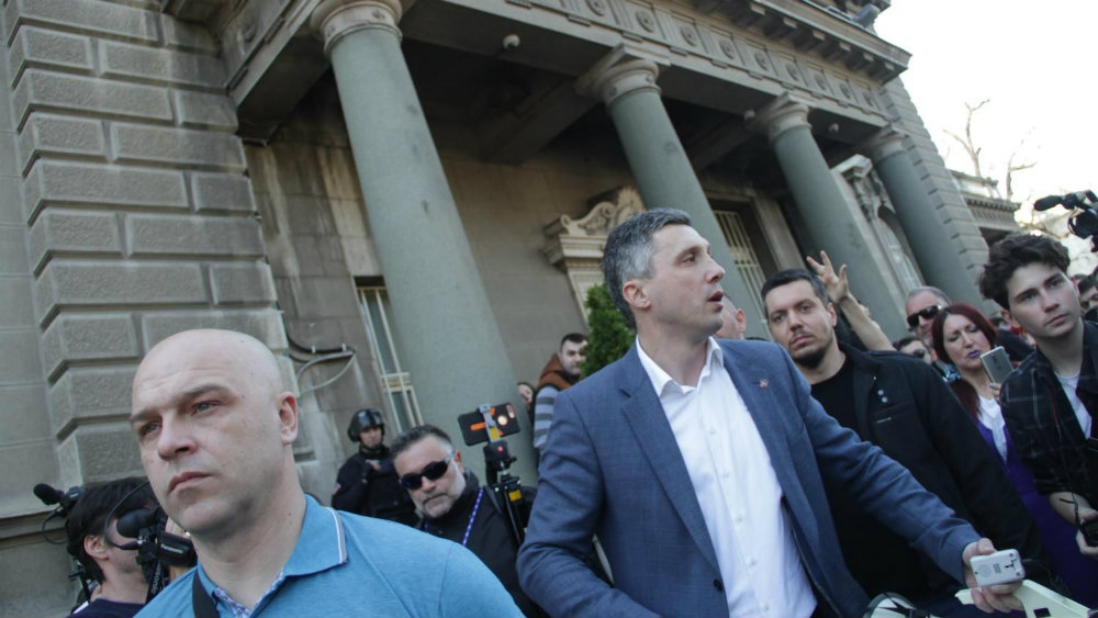 Protest završen, Obradović dao rok policiji da oslobodi uhapšene (VIDEO)(FOTO) 28