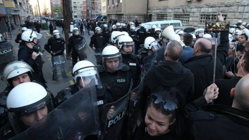 Protest završen, Obradović dao rok policiji da oslobodi uhapšene (VIDEO)(FOTO) 4
