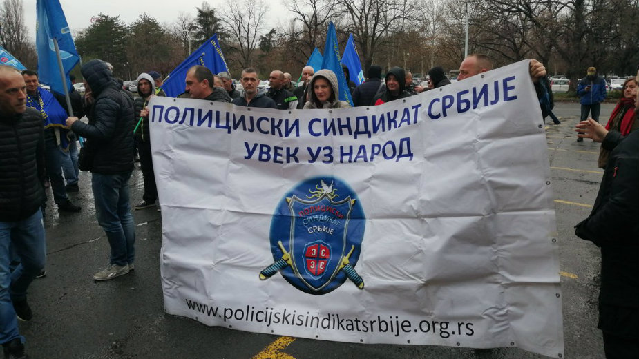 Održan protest Policijskog sindikata ispred sedišta MUP-a 1