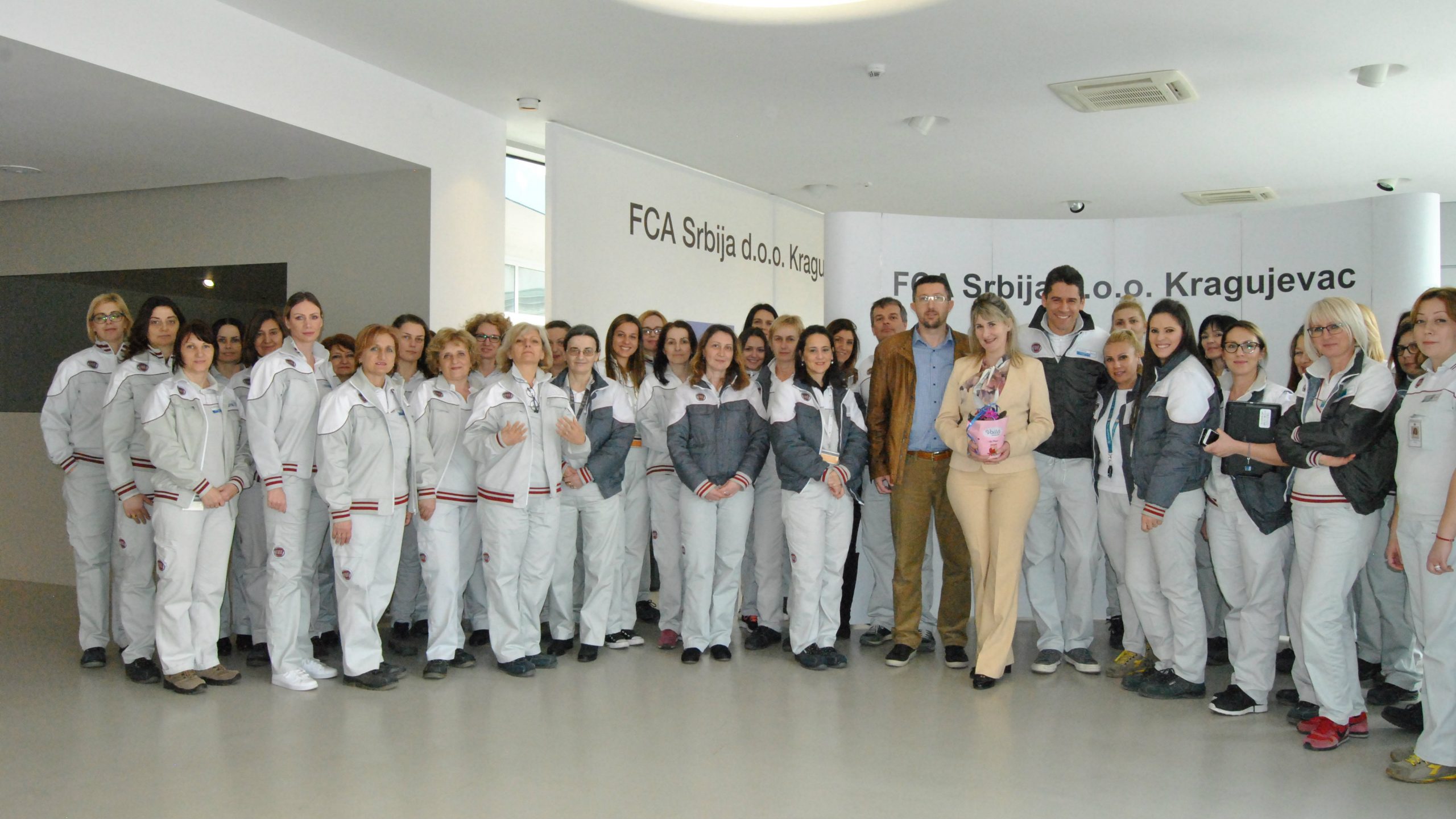 FCA: Donacija od 5.000 evra OŠ „Natalija Nana Nedeljković“ iz Kragujevca 1