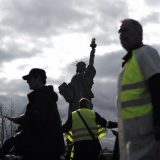 Hiljade pripadnika Žutih prsluka i danas protestovalo širom Francuske 12