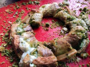 Katmer - kolač sa kajmakom i pistaćima (recept) 3