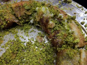 Katmer - kolač sa kajmakom i pistaćima (recept) 4