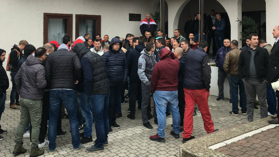 Usvojena ostavka Dragoljuba Simonovića (FOTO, VIDEO) 1