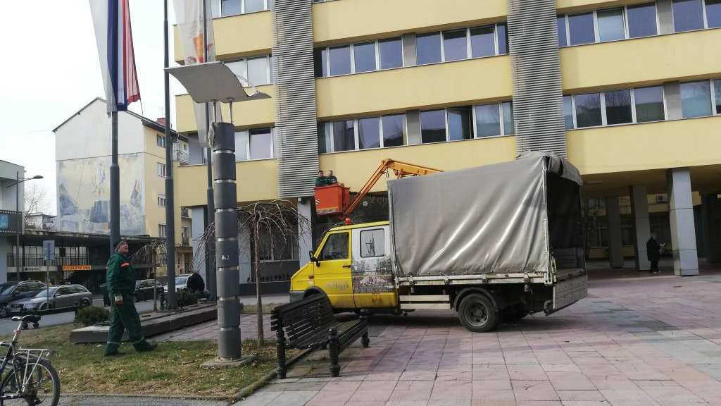 Može li nas promeniti  sat  "boravka u mraku" 1