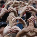 Festivalska atmosfera na antirasističkim demonstracijama u Milanu (FOTO) 4