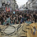 Festivalska atmosfera na antirasističkim demonstracijama u Milanu (FOTO) 8