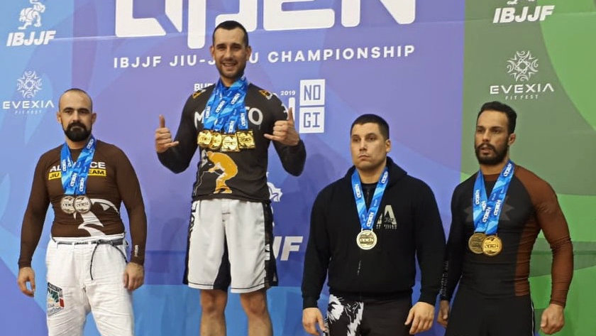 Veliki uspeh Mladena Savića: Četiri zlata u Budimpešti 1