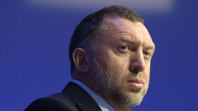 Drama kod Ambasade Srbije u Londonu zbog zauzimanja vile Olega Deripaske 1