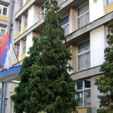 Policiji nije prijavljeno da nepoznate osobe pozivaju učenike da uđu u beli kombi 7