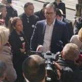 Vučić pozvao građane sa kreditima u švajcarcima da obustave protest i obećao rešenje 11