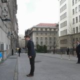 Premijerka i ministri položili venac na mestu na kom je ubijen Đinđić 12