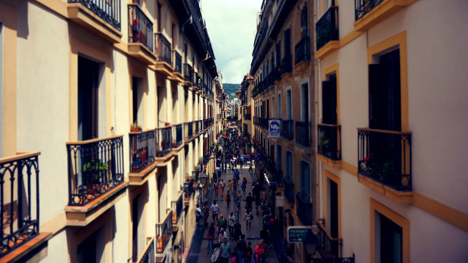 U prenatrpanim domaćinstvima živi trećina građana koji nisu poreklom iz EU 1