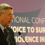 Kosnet: Kosovo bi trebalo da suspenduje tarife na robu iz Srbije 9