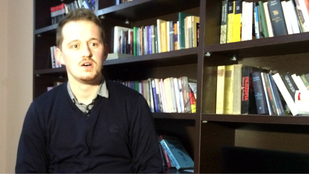 Većina poznatih srpskih pisaca objavljuje se na albanskom jeziku (ENGLISH) 1