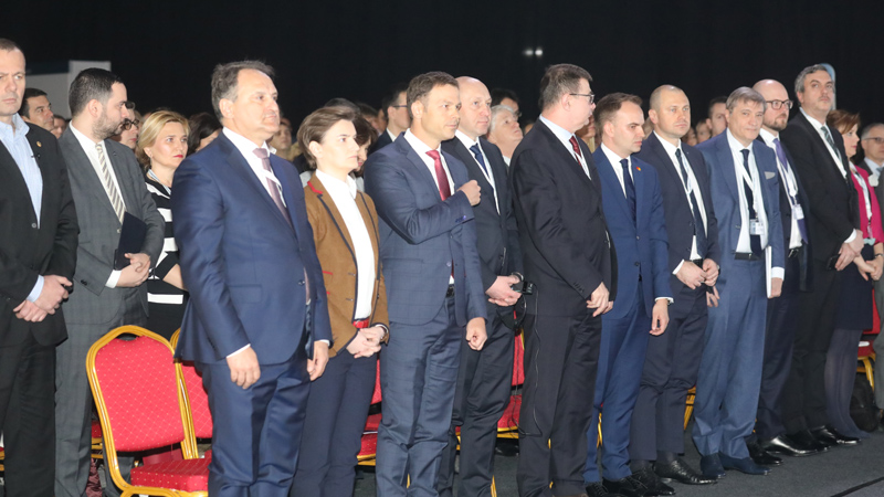 Mali: Ostvaren suficit od 22,2 milijarde u odnosu na planirani deficit od tri milijarde dinara 1