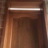 Grafit UČK ispisan na vratima kuće u Goraždevcu 14