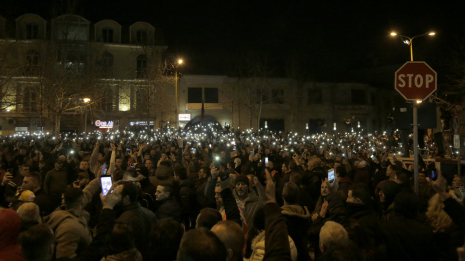 Demonstranti u Albaniji traže nove izbore 1