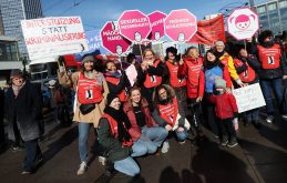 Obeležen Dan žena u svetu, u Madridu i Barseloni više od pola miliona demonstranata (FOTO) 6