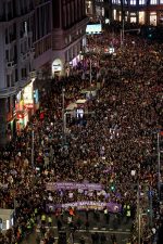 Obeležen Dan žena u svetu, u Madridu i Barseloni više od pola miliona demonstranata (FOTO) 15