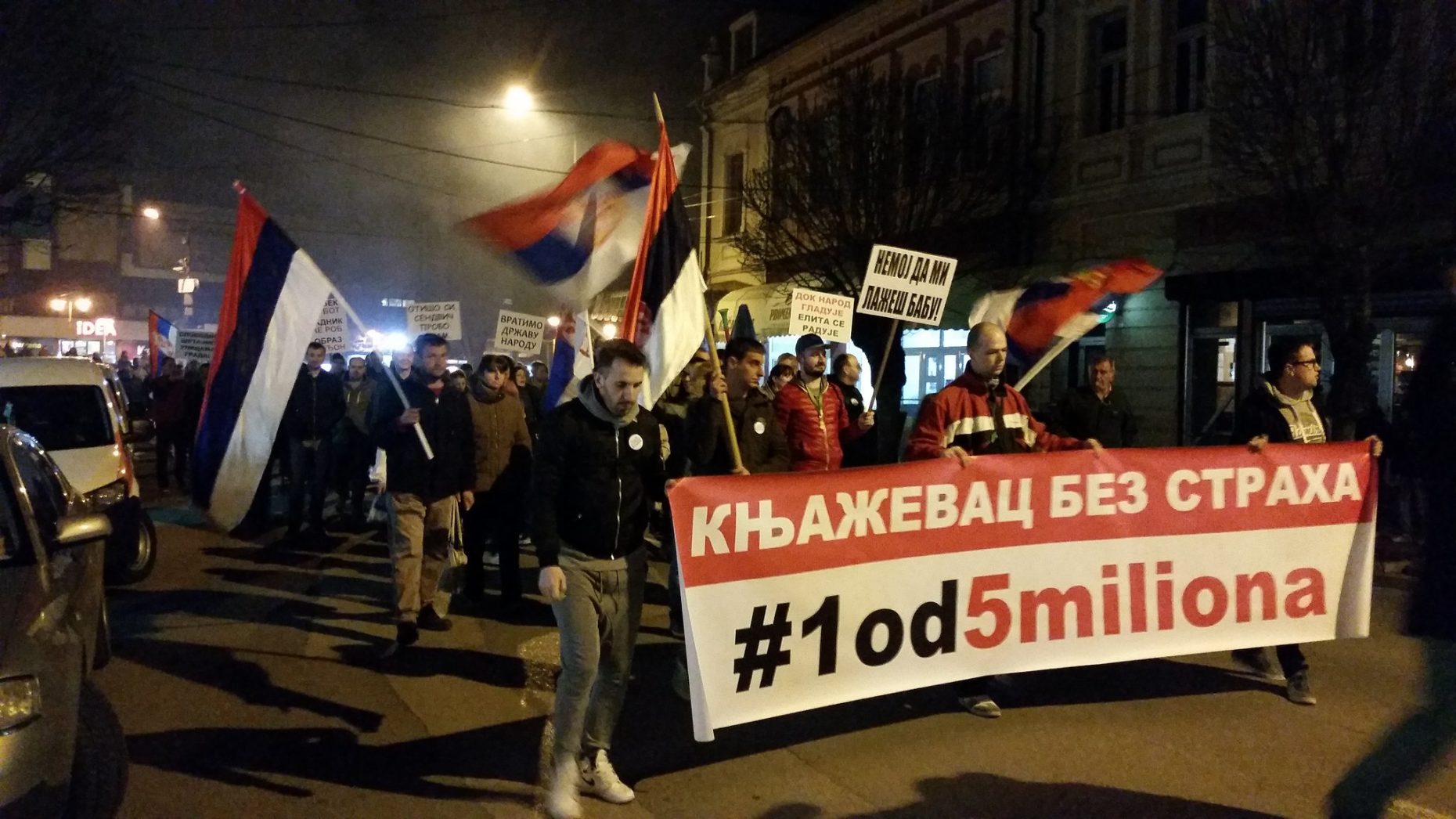 Protesti "1 od 5 miliona" u više gradova Srbije (VIDEO, FOTO) 6