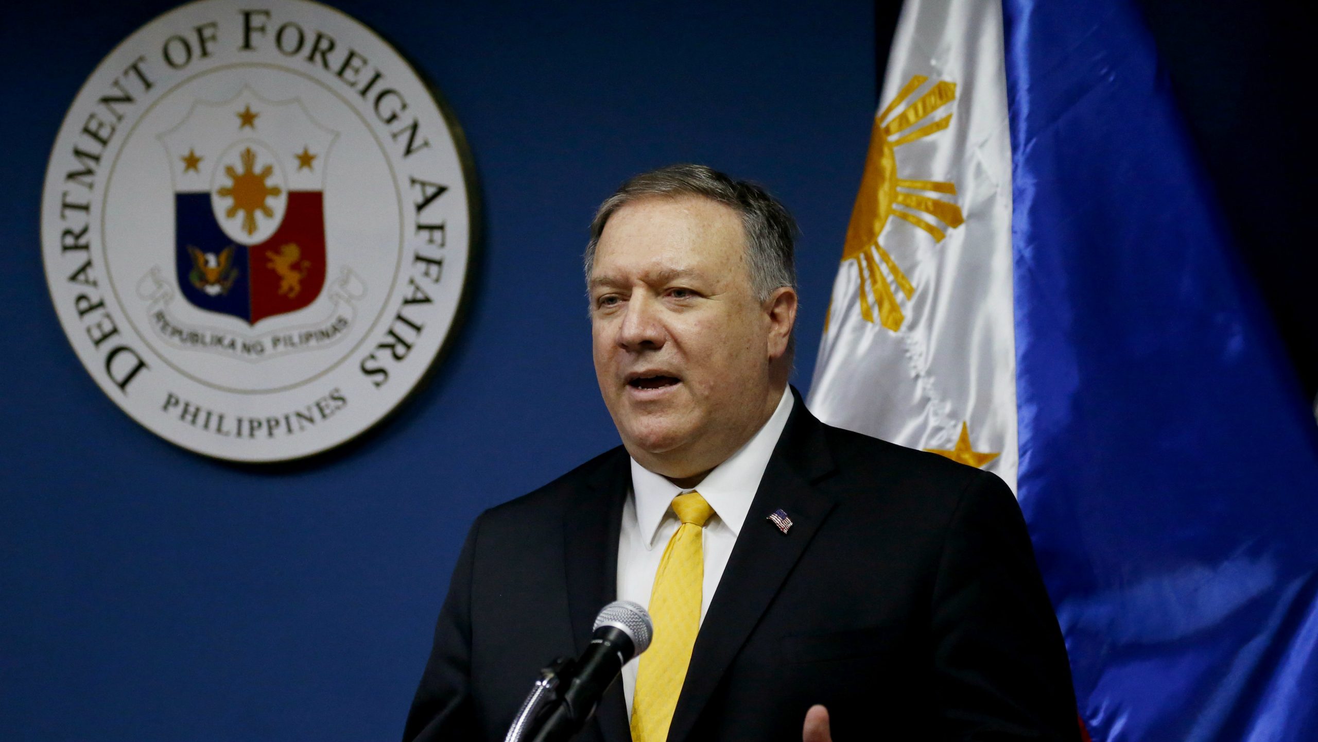 Pompeo: Sankcije haškim sudijama 1