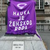 Ljubičaste kecelje za patrijarha Pavla, Teslu, Pančića, Pekića... 15